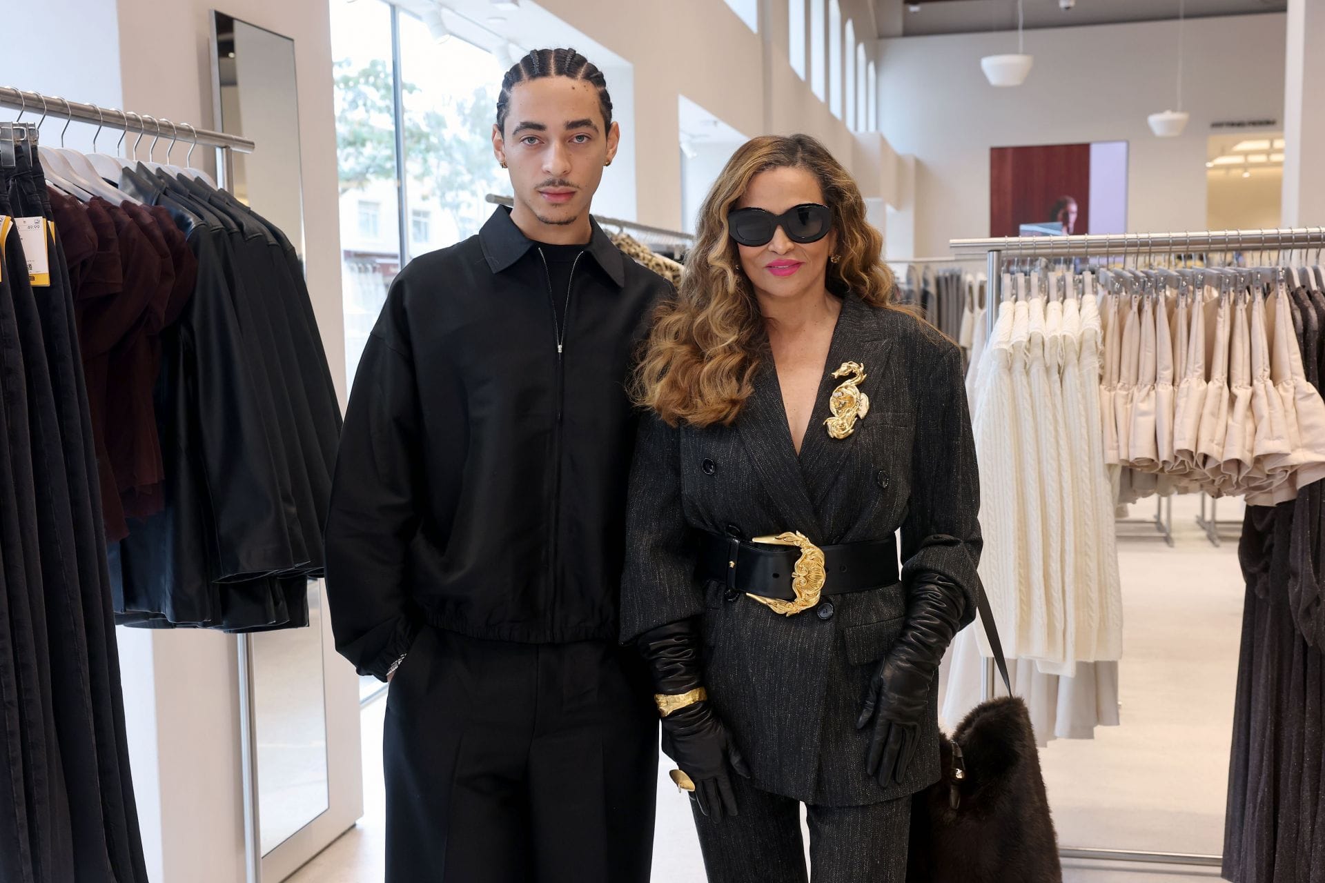 "Holy s**t": Perez Hilton shocked after Beyonce's nephew is accused of "punching" & "pointing an assault rifle" towards streamer Ria Jalesa