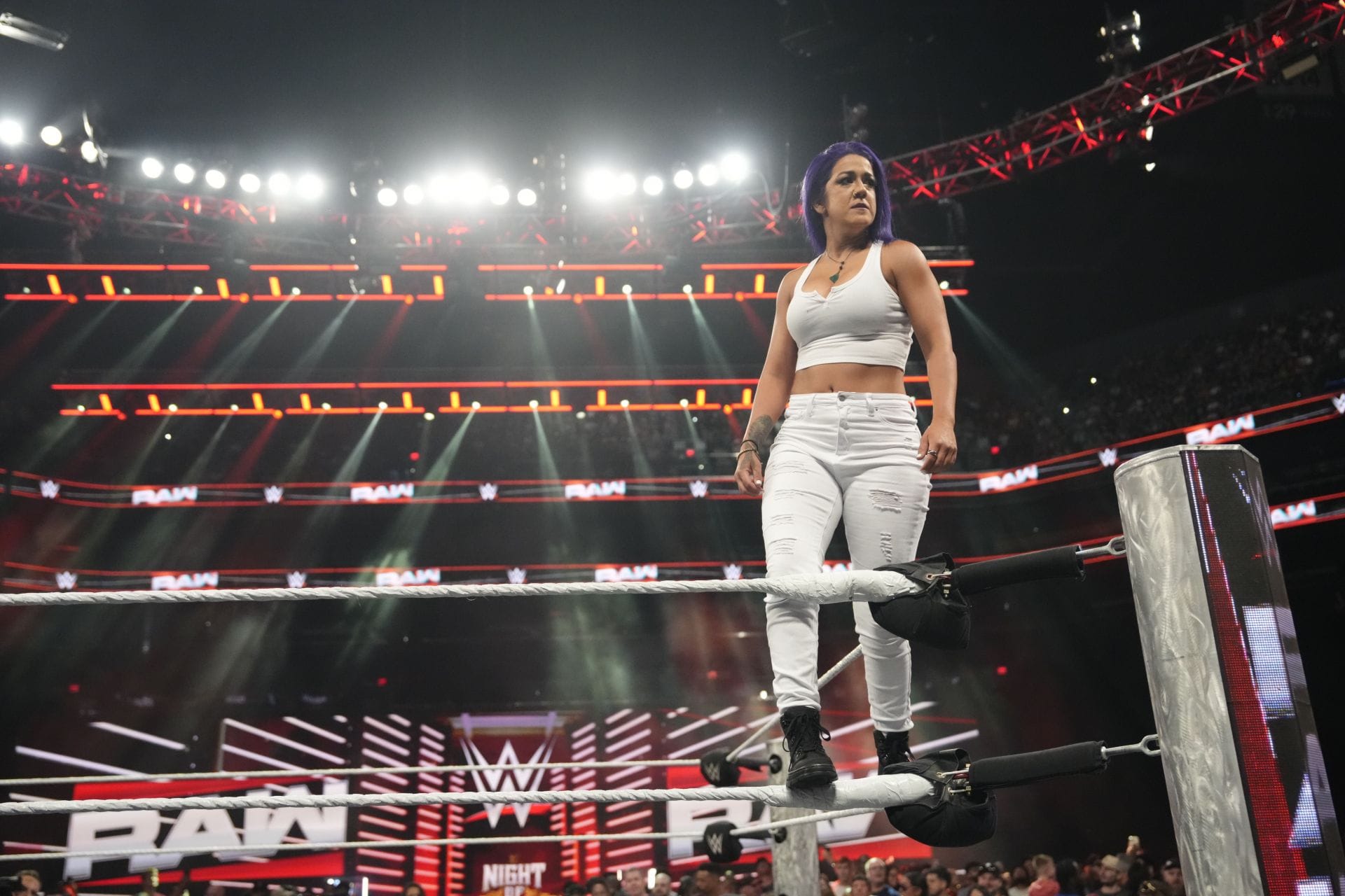 Bayley Suffers Wardrobe Mishap At Saturday Night's Main Event - WWE Cuts Away