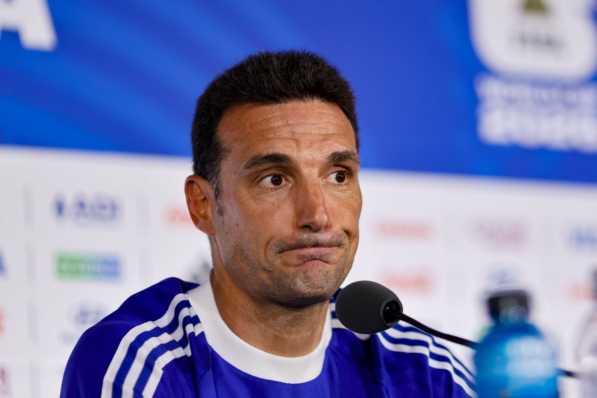 Lionel Scaloni makes feelings clear when he’s told about former England players criticising Argentina ahead of FIFA World Cup semi-final
