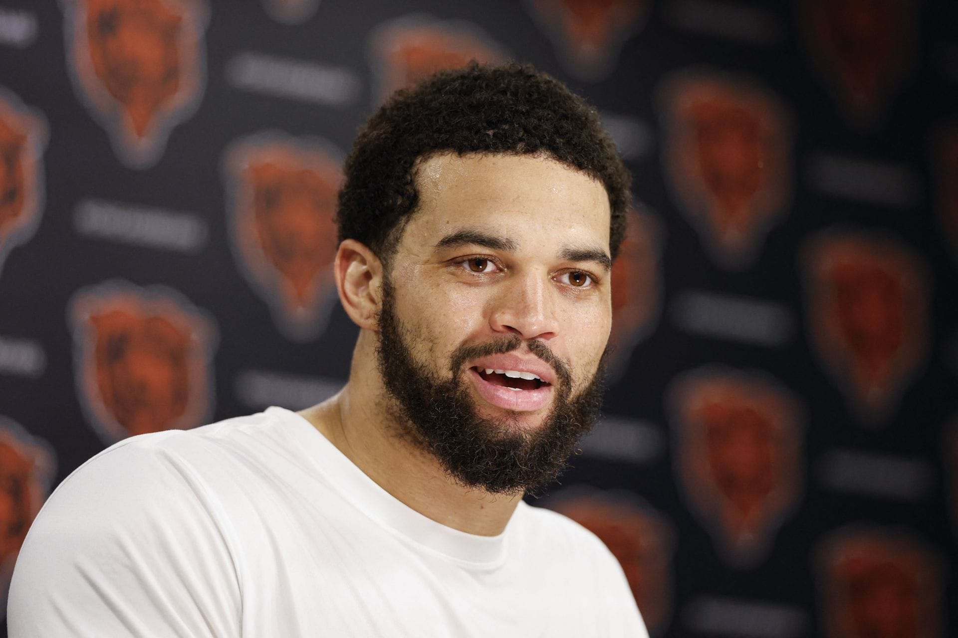 “Direct conflict”: NFL analyst calls out Caleb Williams over “deep-seated hero complex” as Bears QB pledges completion percentage increase