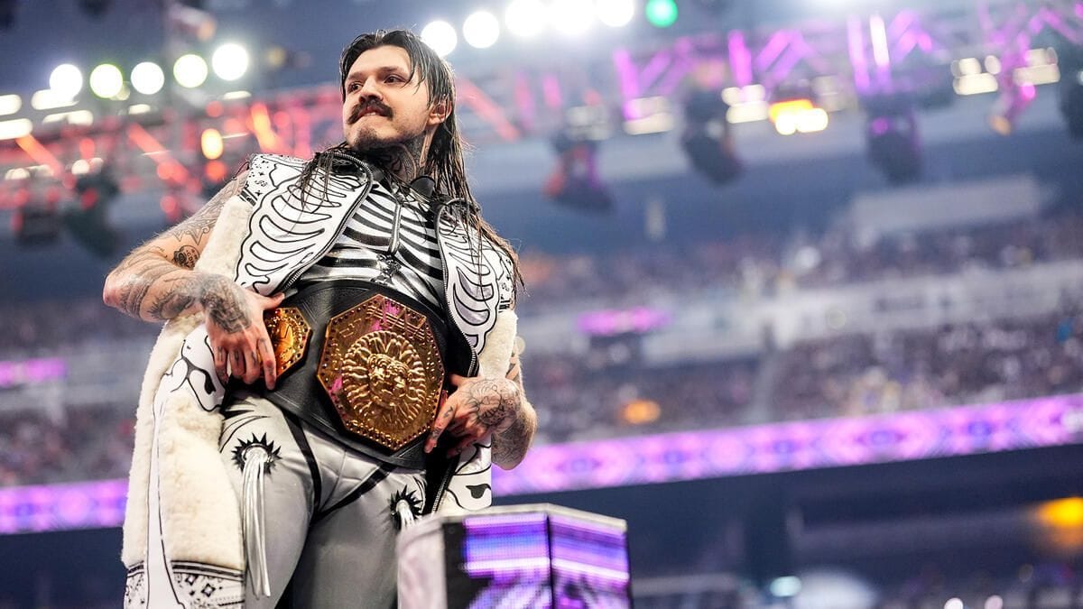 BREAKING: Dominik Mysterio claims Rey Mysterio is not his real dad; reveals actual identity!