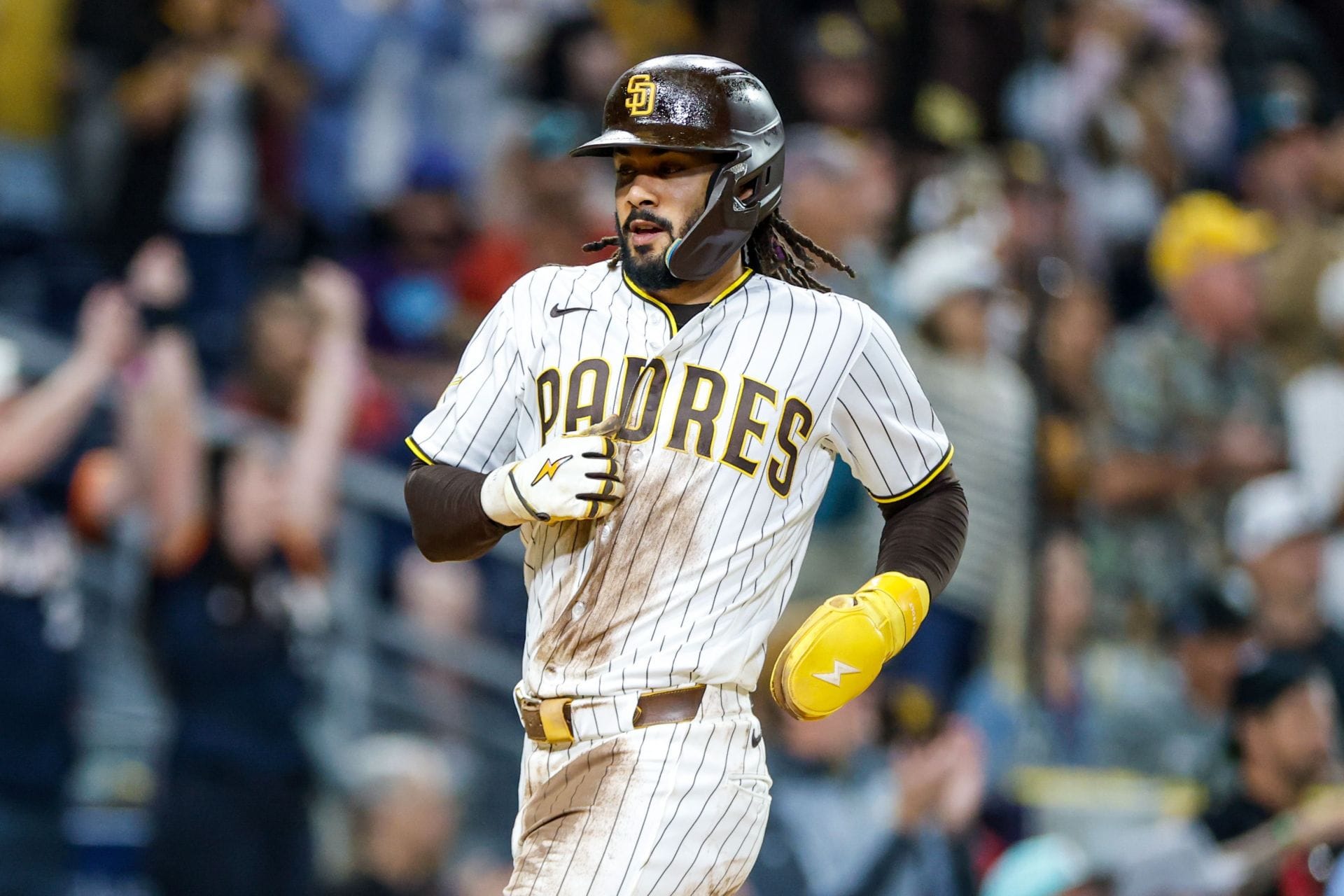 Today's Best MLB Home Run Prop Bets: Top 5 Predictions ft. Bryce Harper, Fernando Tatis Jr. | July 9, 2026