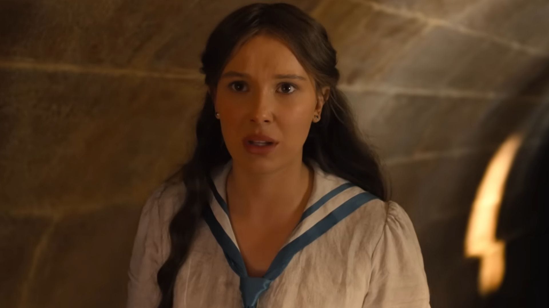 Enola Holmes 3 (imagem via YouTube/Netflix)