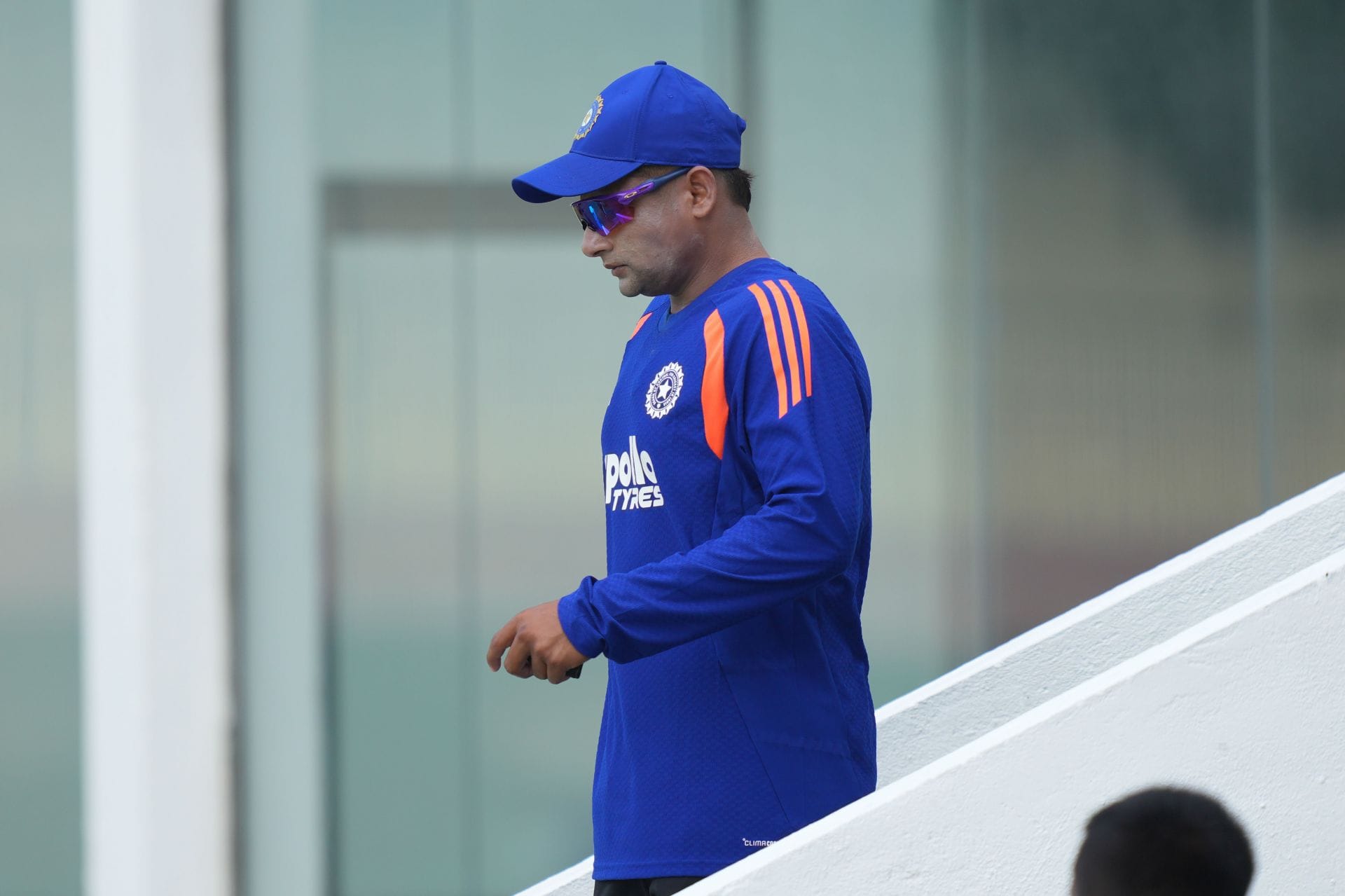 Sarfaraz Khan flexes his muscles after losing weight for SL vs IND 2026 Test series [In Pictures]