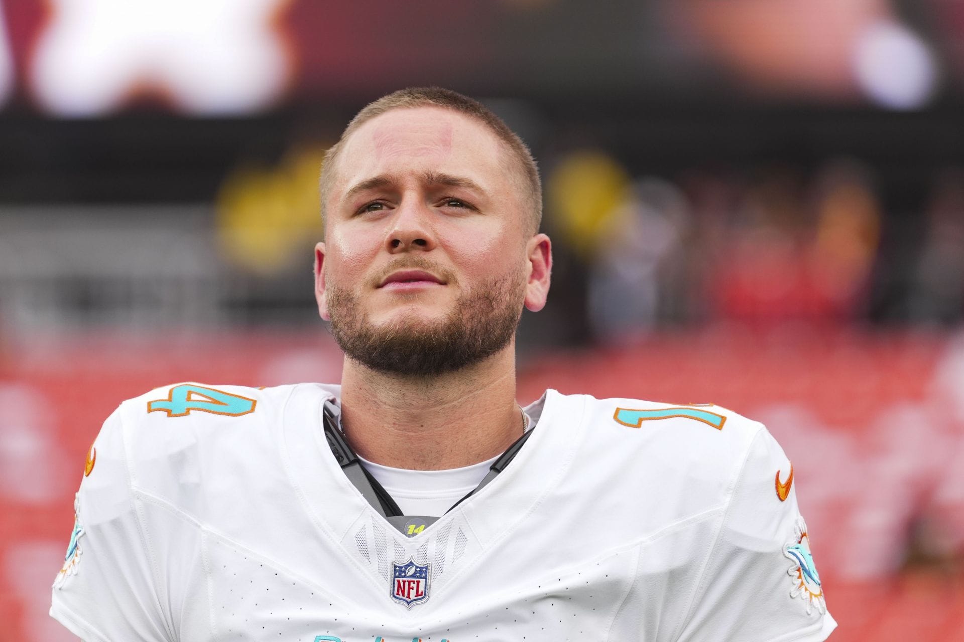 “Miami will be drafting Arch Manning #1 in the next draft”: NFL fans react as Dolphins trade Quinn Ewers for 2028 draft capital