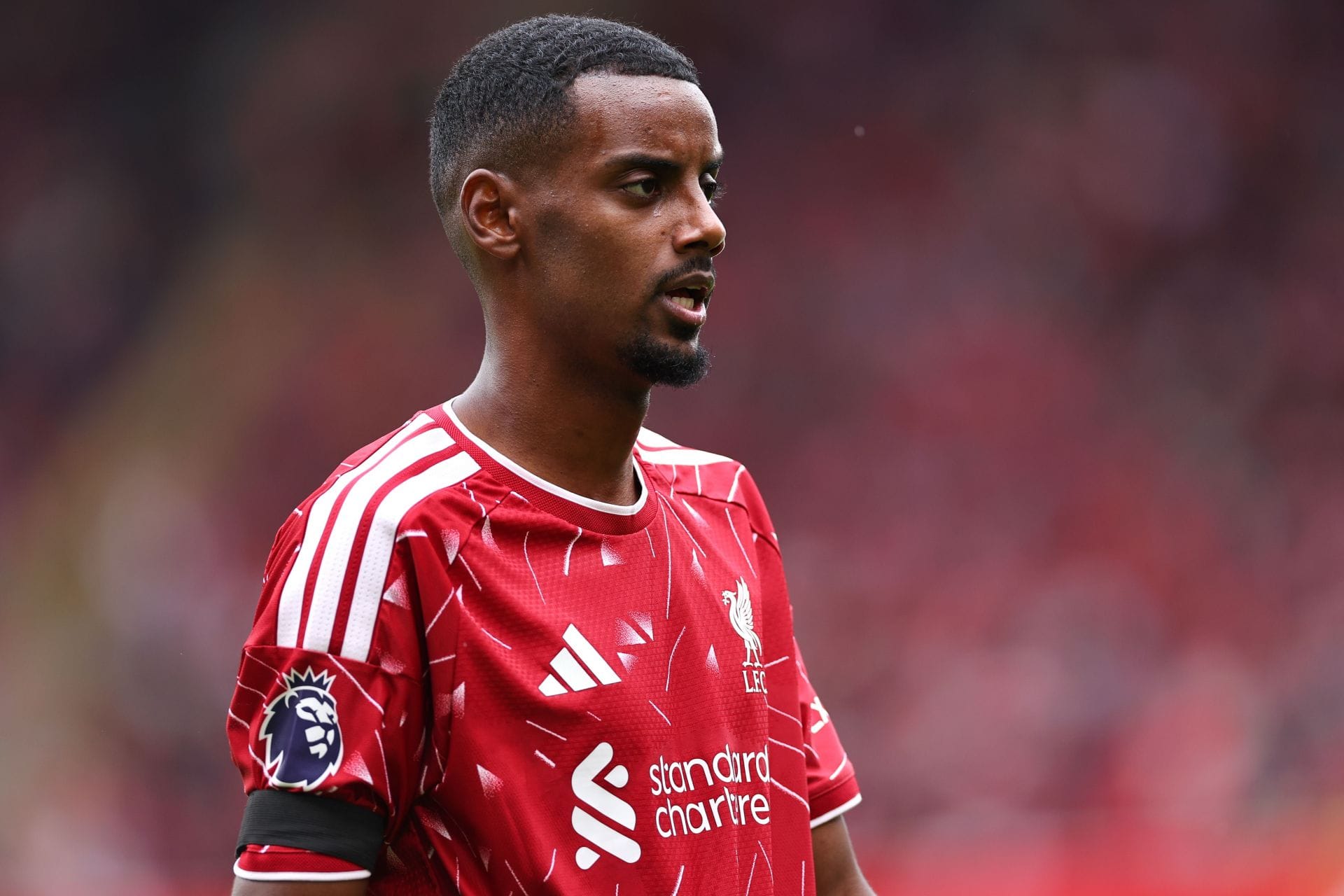 "There's been no energy from him" - Liverpool star Alexander Isak slammed by England legend despite goal vs Nottingham Forest