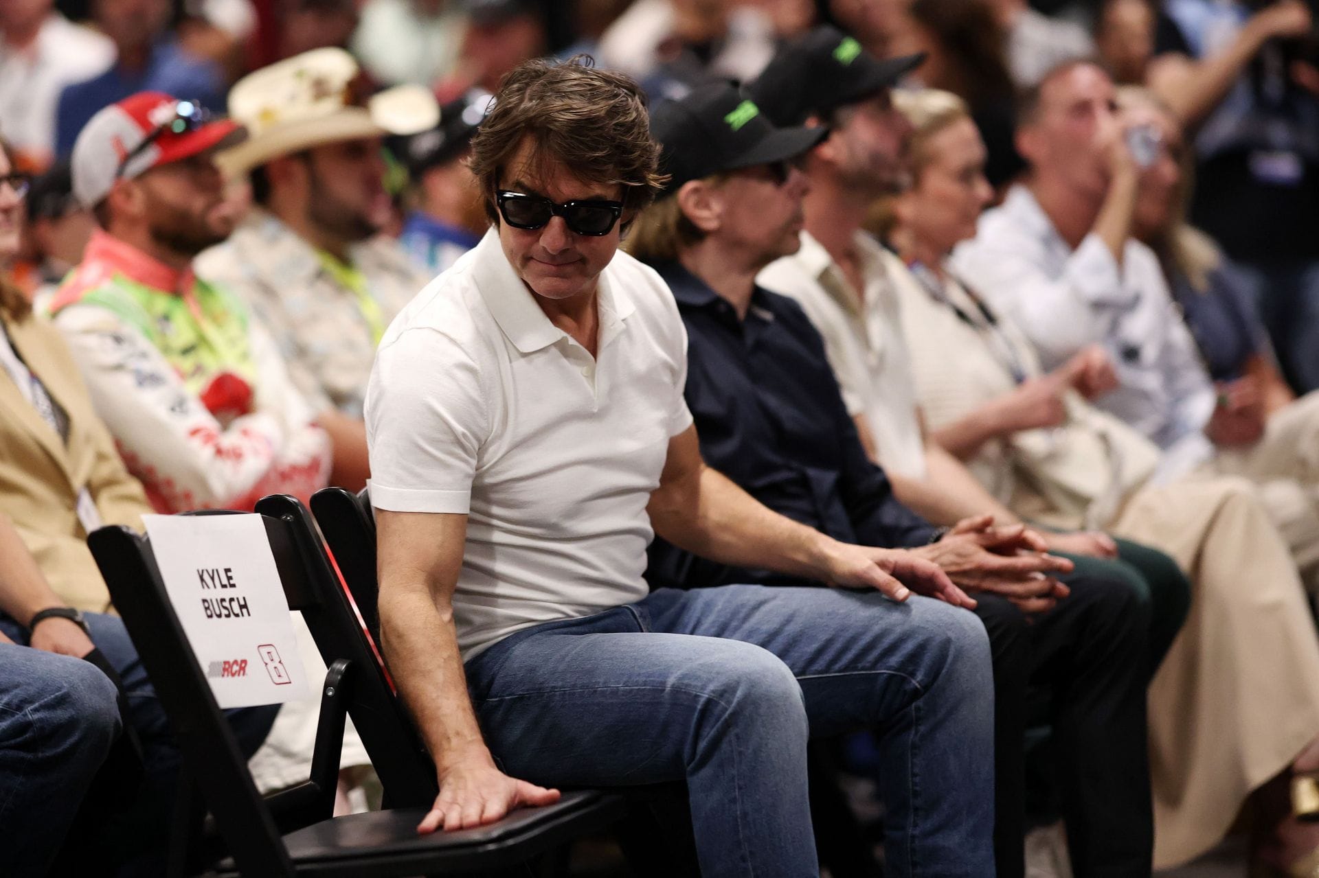 “That’s respect”: Fans react to Tom Cruise’s gesture for Kyle Busch at Coke Zero 400 driver’s meeting