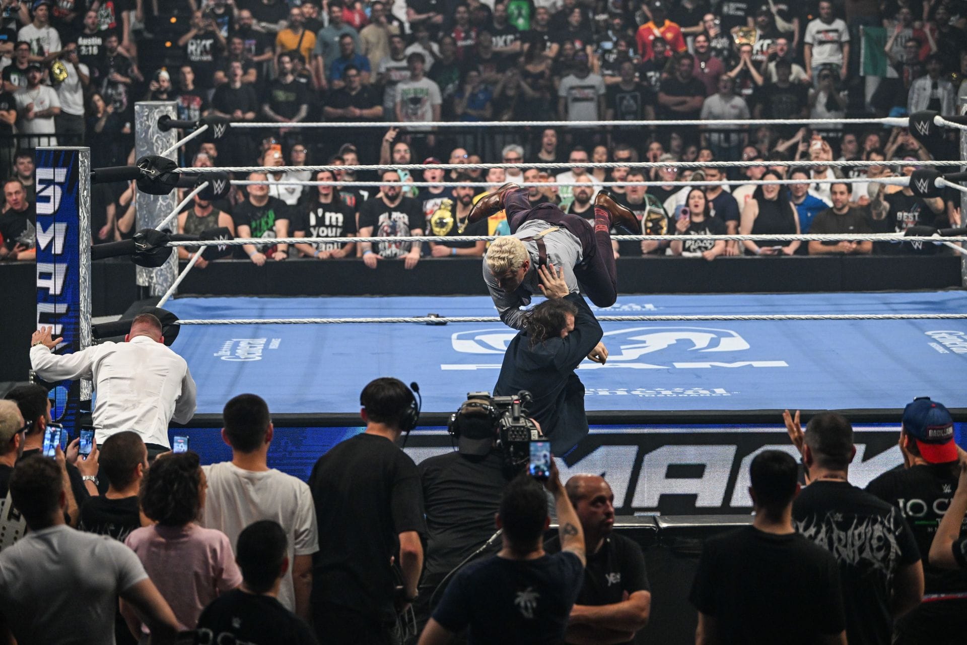 Surprising WWE plans for SmackDown - REPORTS