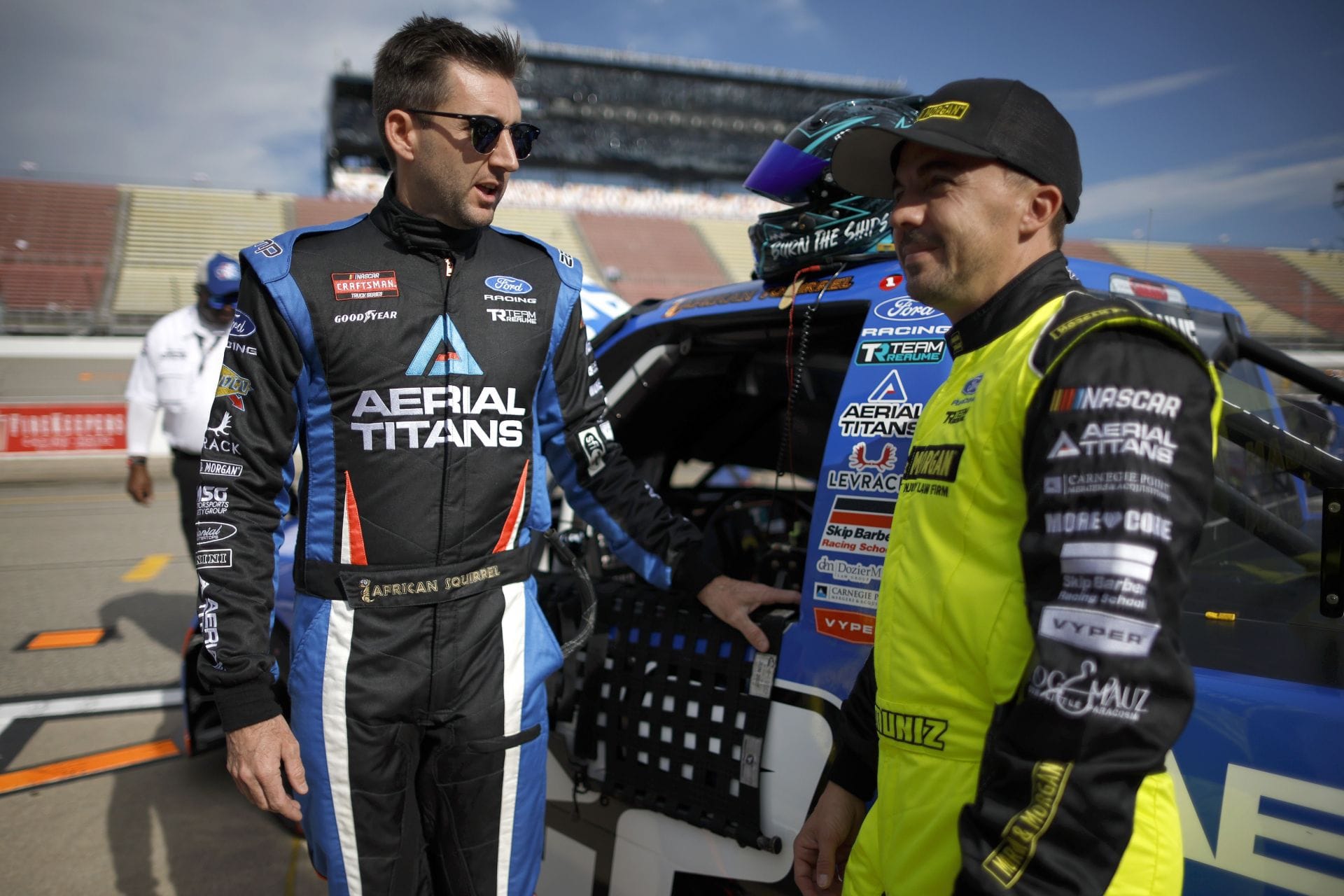 “Money talks”: Fans react to Frankie Muniz giving up NASCAR seat to teammate Luke Baldwin at New Hampshire