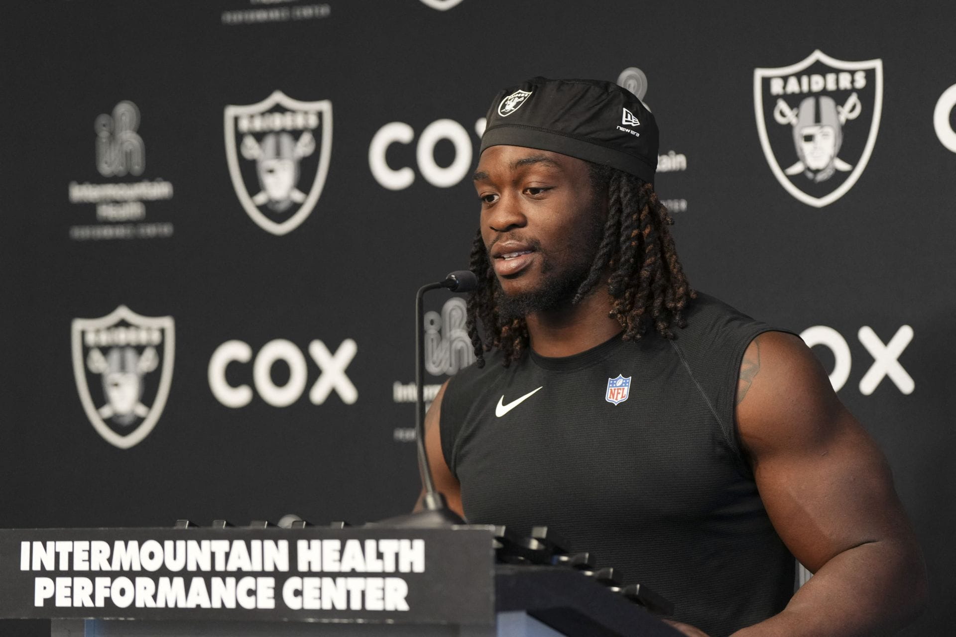 "The devil is in the details": Sports doctor blames turf for Ashton Jeanty's ankle injury 