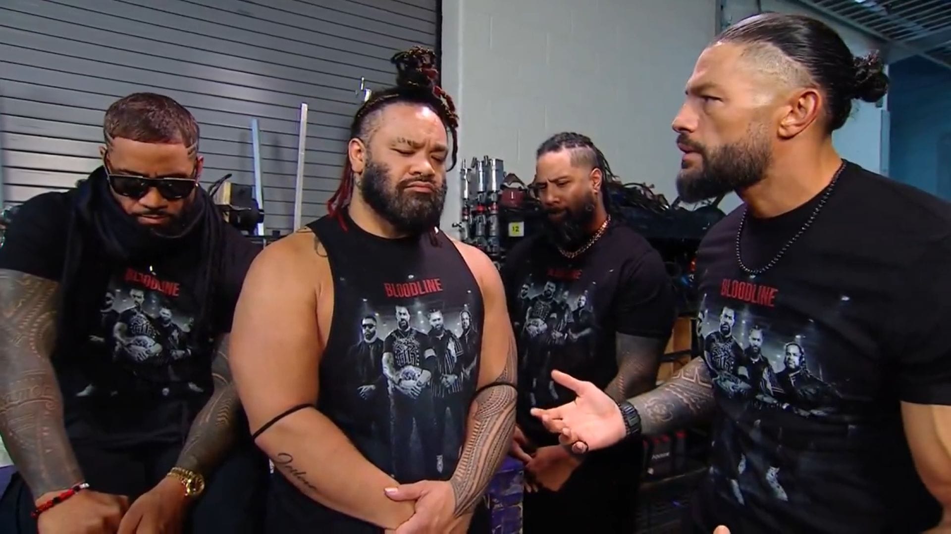 4 Signs that WWE going back to the Bloodline saga isn't working and 2 signs it is