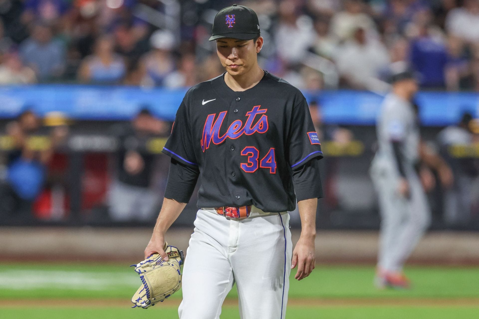 "Andy Green is a loser";"New low" - Fans rip into Mets manager as he defends Kodai Senga despite tough outing vs Marlins