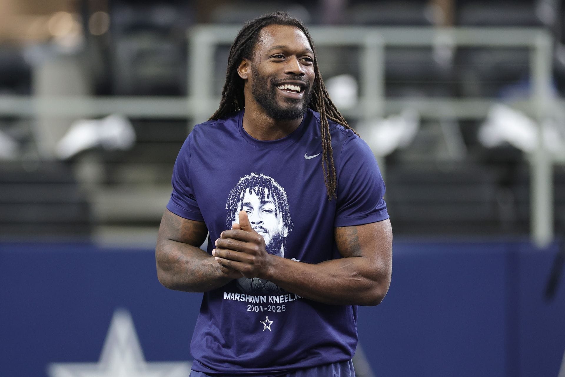 “Equivalent to Geno Smith rejoining Jets”: NFL fans react as Jadeveon Clowney joins $7,400,000,000 team