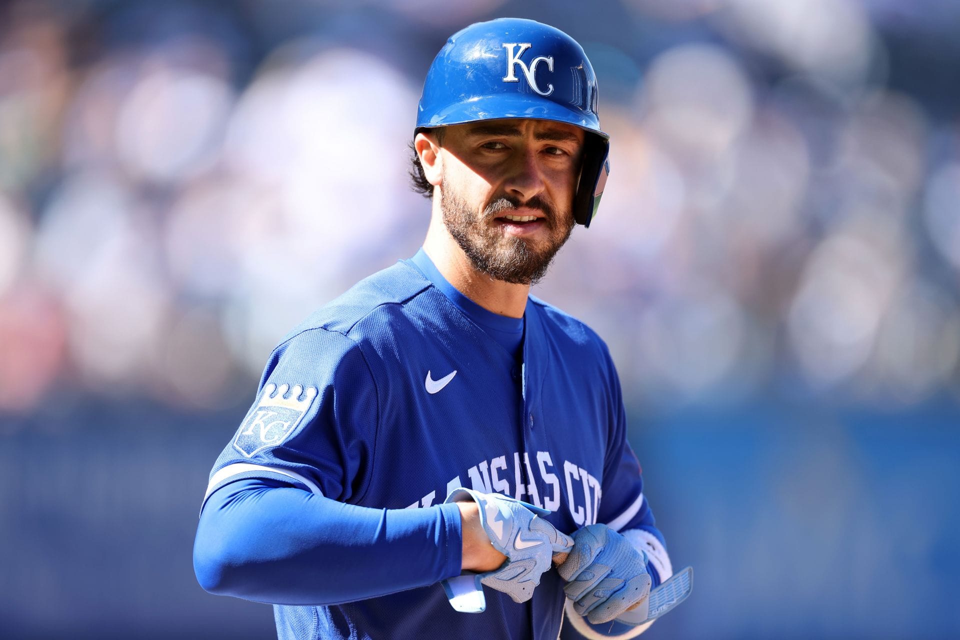 "Amazing" - Elly De La Cruz's girlfriend, Royals & Reds wives react to Jonathan India's major life update