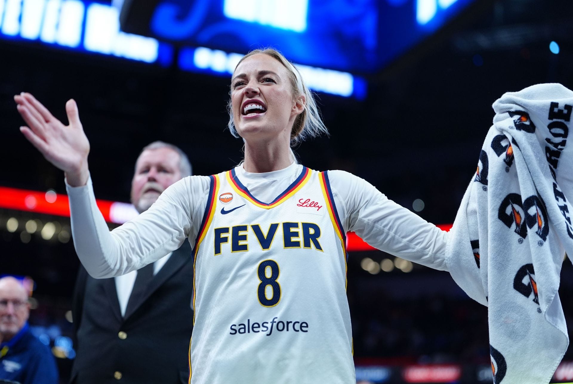 "Kids Are The Greatest Judge Of Character": Fever Fans React as Sophie Cunningham Signs Autographs For Young Kids Who Break Down in Tears