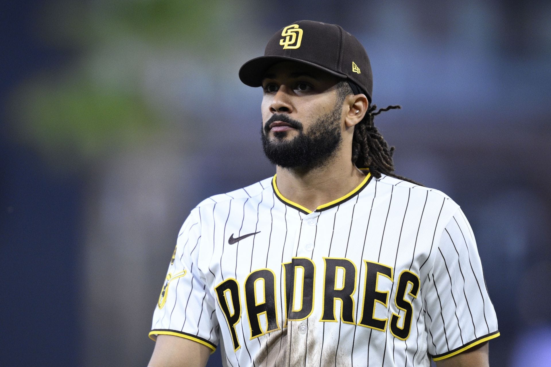 "Stood there like The Undertaker" - Fans lose it over $340M Padres superstar's stunning Francisco Lindor grand slam robbery