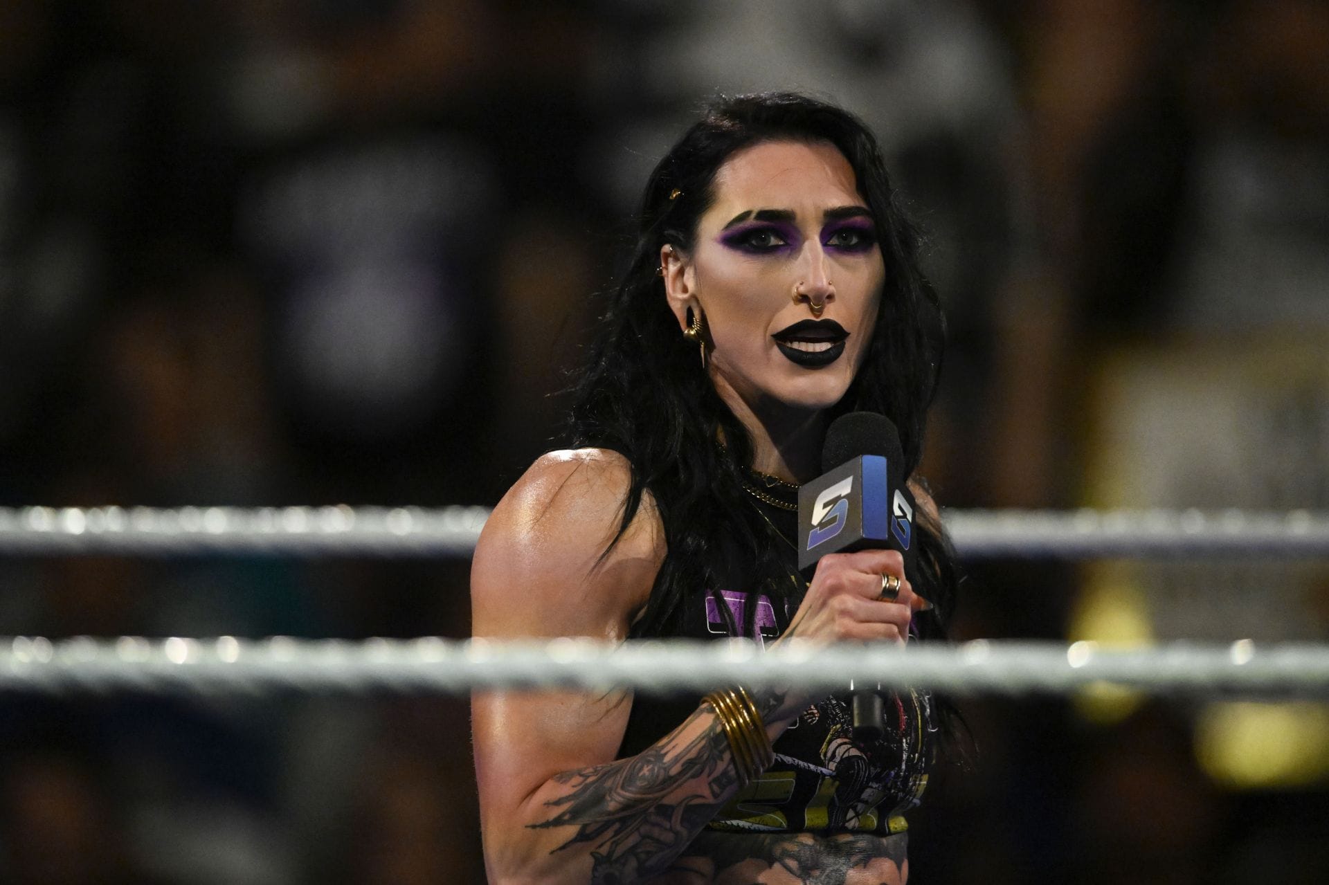 35-year-old To Be Crowned New Official WWE Women's Champion Following Rhea Ripley's Injury - Reports