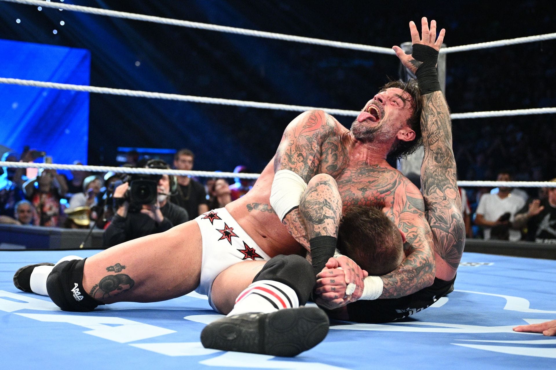 3 Reasons why CM Punk Retained his Undisputed WWE Championship