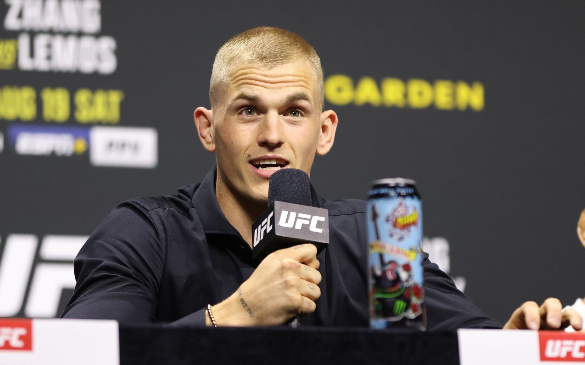 "Very insecure" - Fans react as Ian Machado Garry refuses to answer non-fight questions during UFC 330 media day