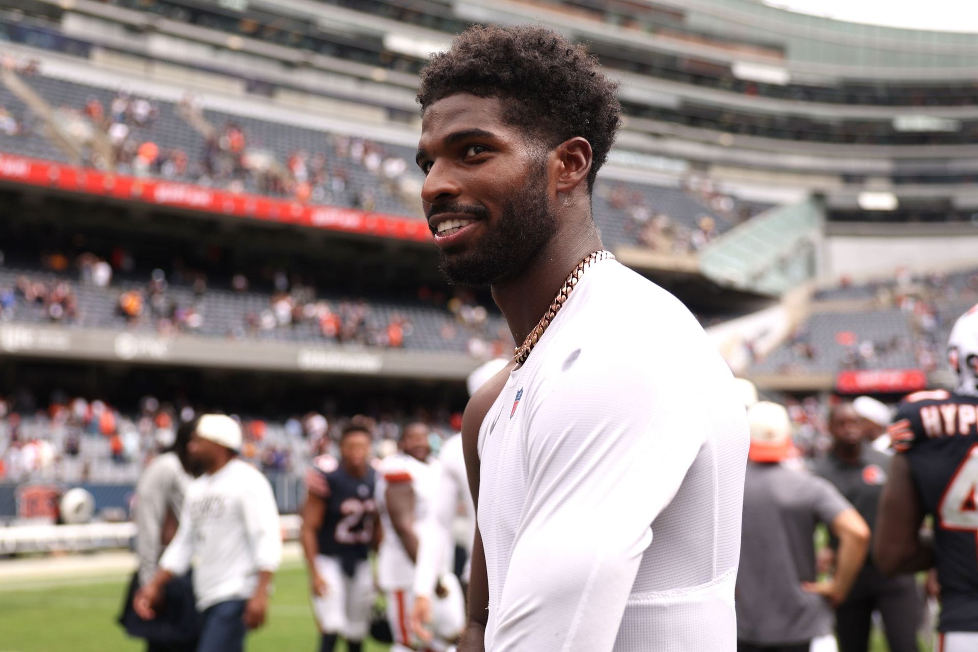“Shedeur Sanders made an excuse”: NFL analyst calls out Browns QB over shrugging accountability for horrible INT vs. Bears 