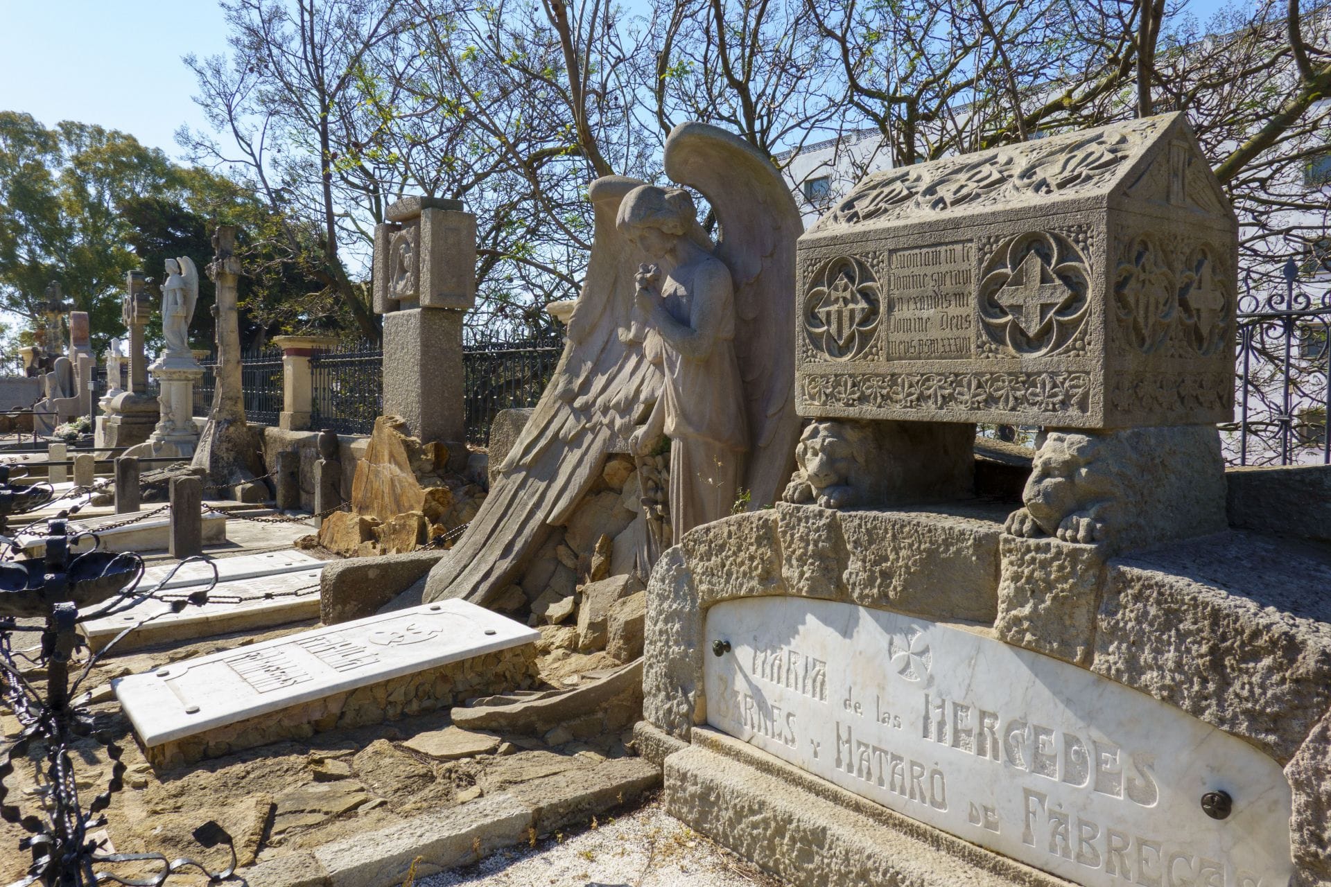 BREAKING: Possible Remains Of Pro Wrestler Found Buried In Turkey - 2400 Year Old Tomb Found 