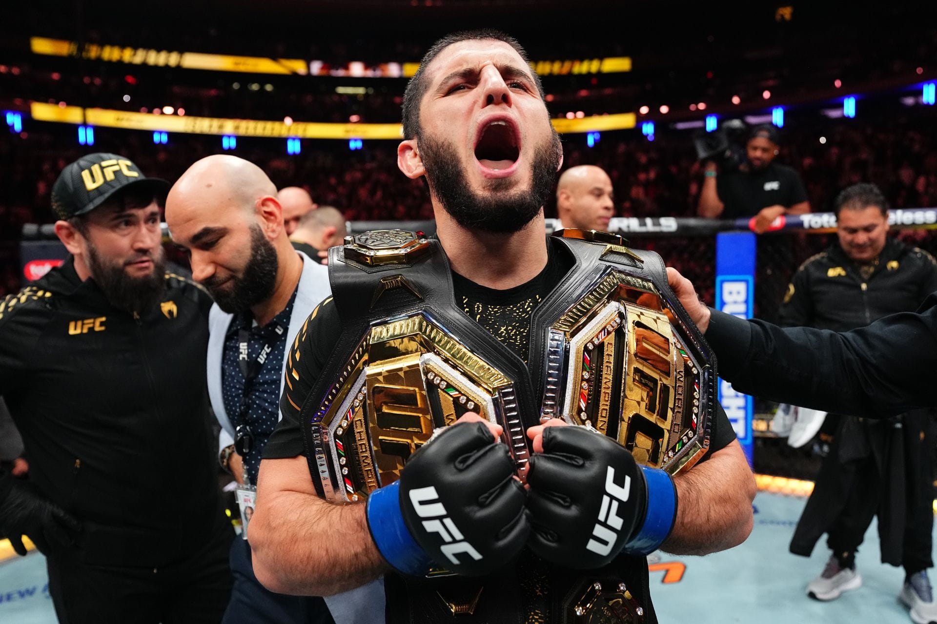 Max Holloway unhappy with one Islam Makhachev moment after UFC 330 win