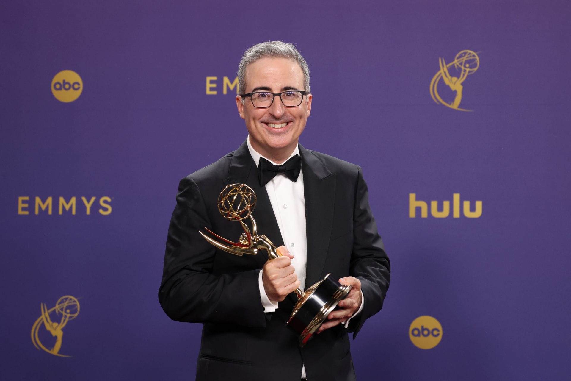 "Dystopian future the books warned us about": Perez Hilton reacts after John Oliver shares cutting-edge tech cops use to do "predictive policing"