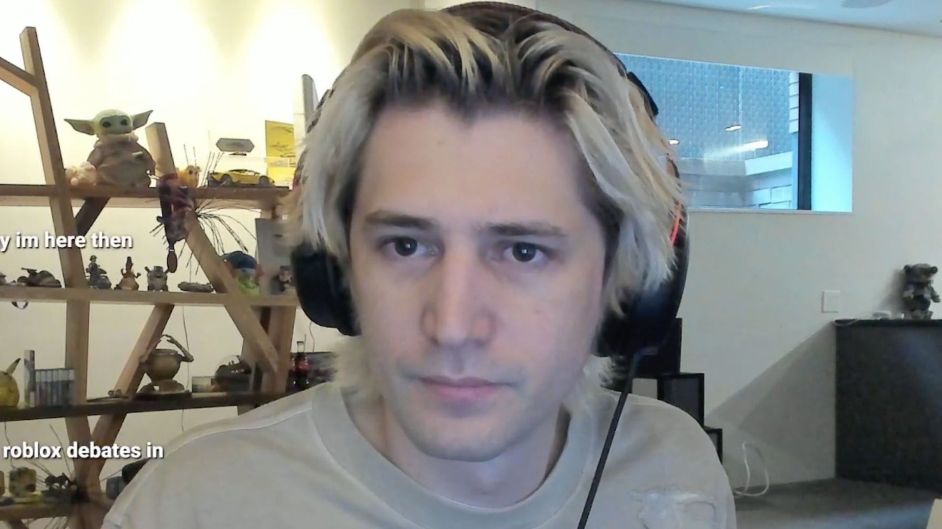 xQc says he "fell asleep" while watching The Avengers, calls it "terrible"