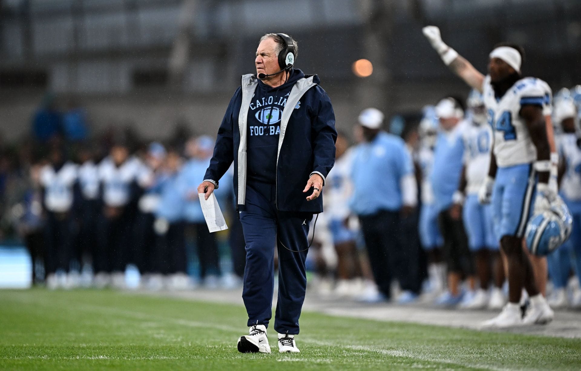 "Still acts like a D-Bag": NFL fans mock "p*ick" Bill Belichick for snubbing ESPN reporter during UNC's win vs. TCU