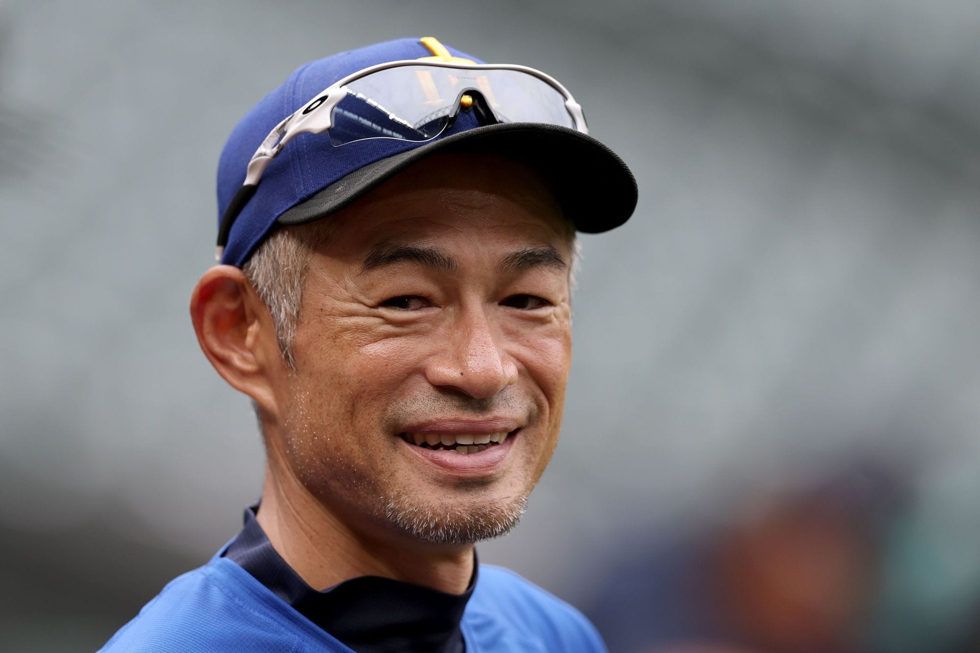 "Way Better than Shohei Ohtani"- Fans react to Ichiro Suzuki's stunning performance at Mariners alumni home run derby