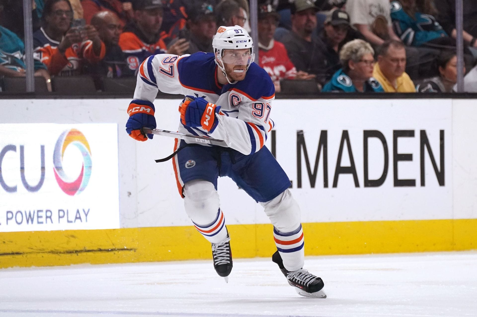 Analyst floats Red Wingers & two other franchises as Connor McDavid landing spots if Oilers star ever leaves Edmonton