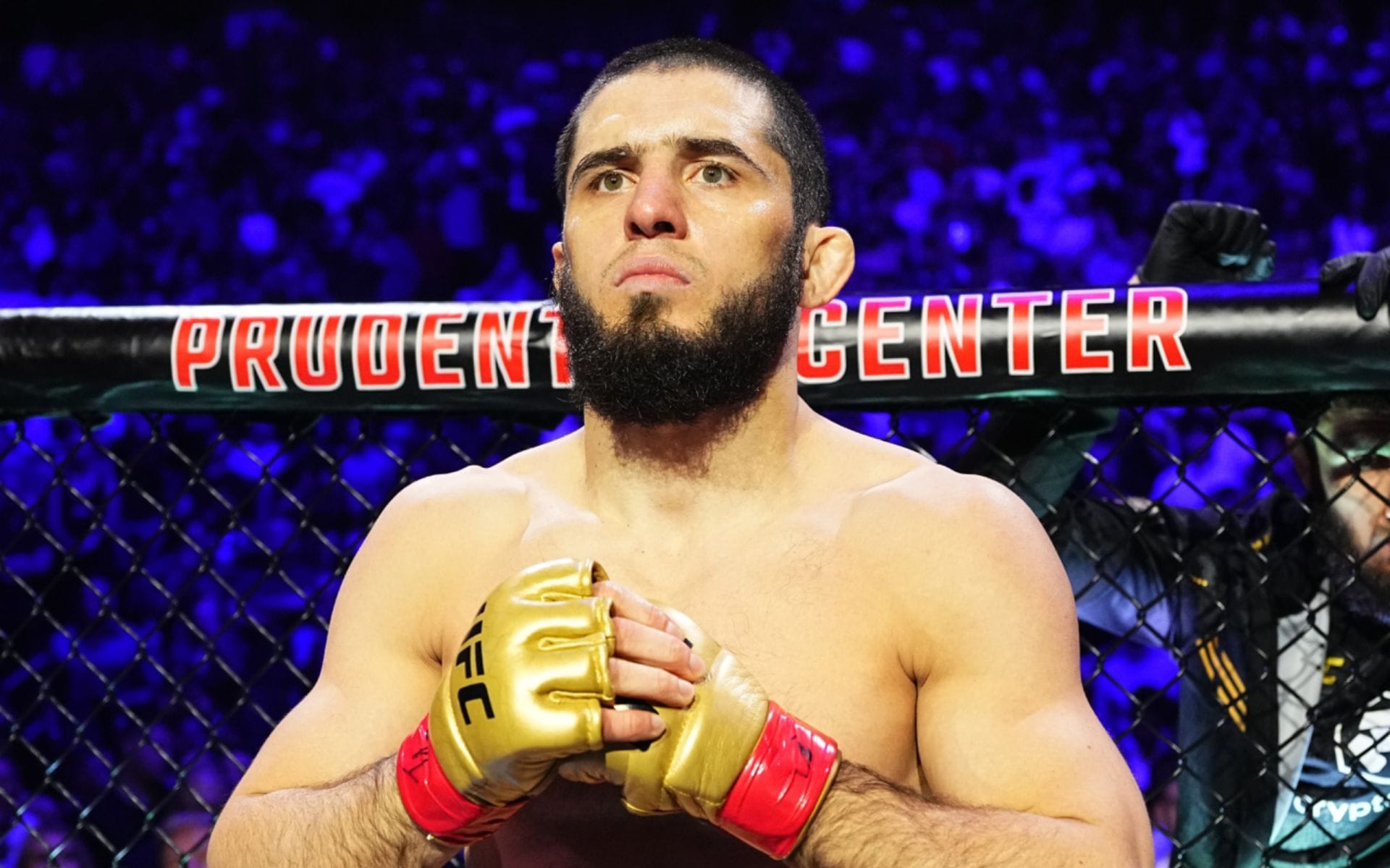 Joe Rogan questions Islam Makhachev's ability to deal with bigger welterweights with "nuclear power" after UFC 330
