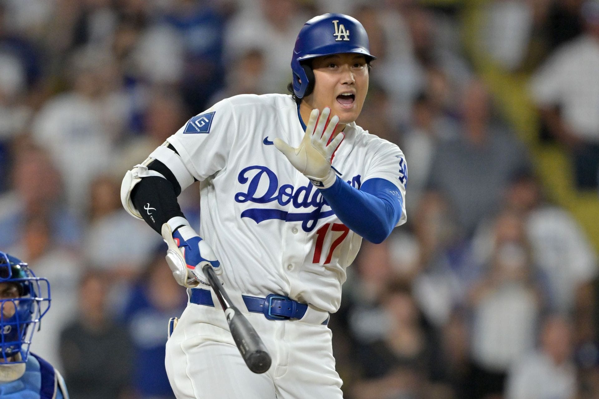 "Dodgers nonsense stinks to high heaven" - Fans react to Guggenheim CEO Mark Walter facing federal investigation after Lakers sale