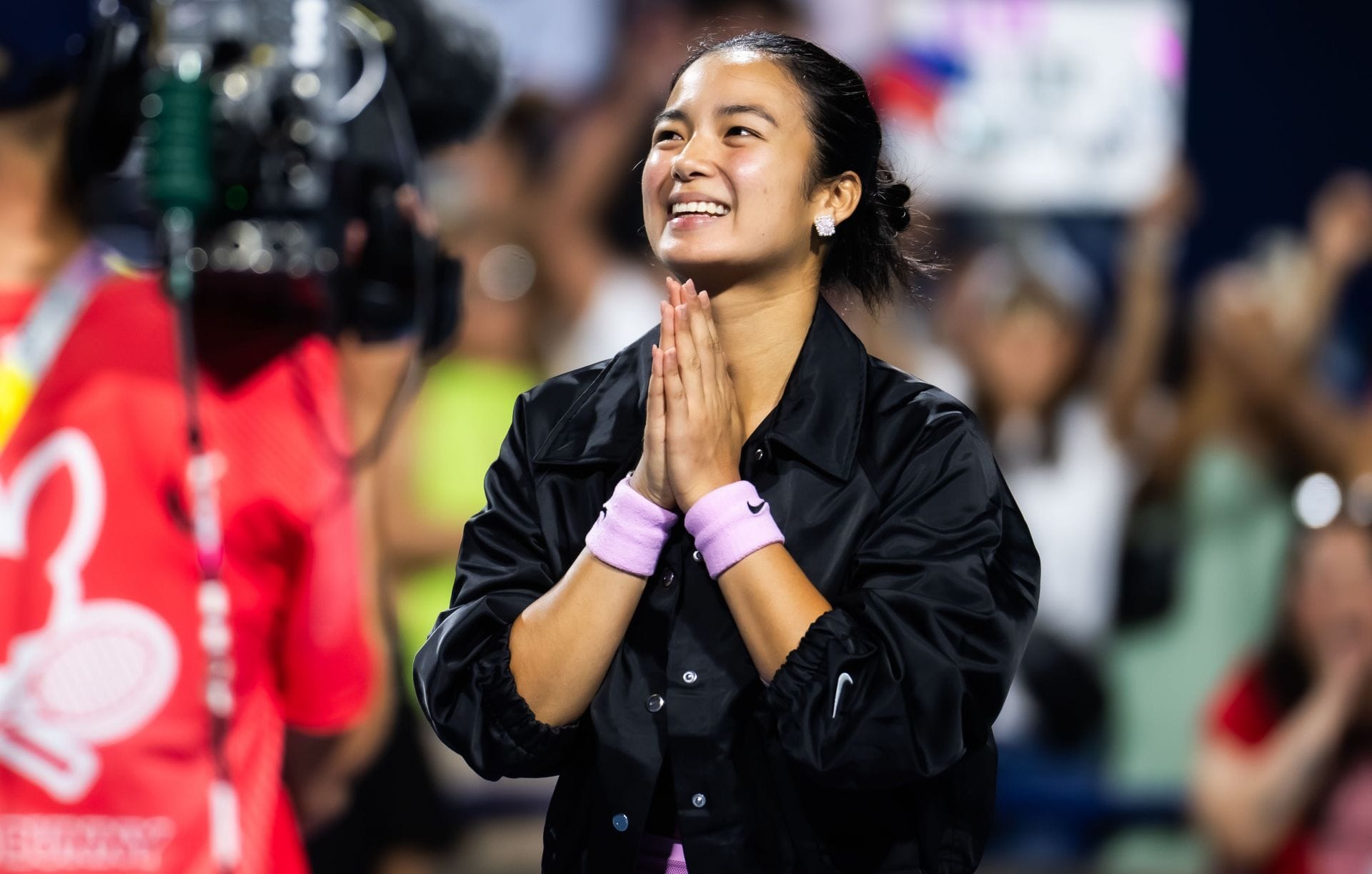 WATCH: Alex Eala receives surprise marriage proposal & turns to dad for help in hilarious US Open moment