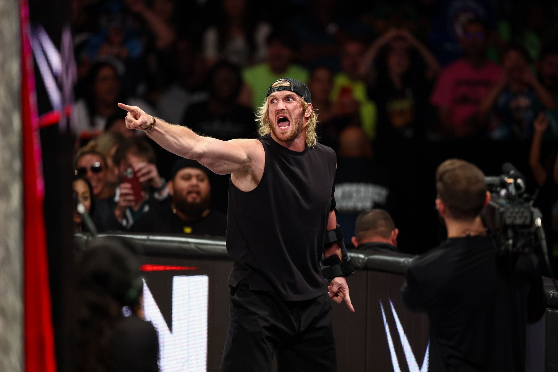 BREAKING: Logan Paul reacts to rumors of heat with Bron Breakker backstage in WWE
