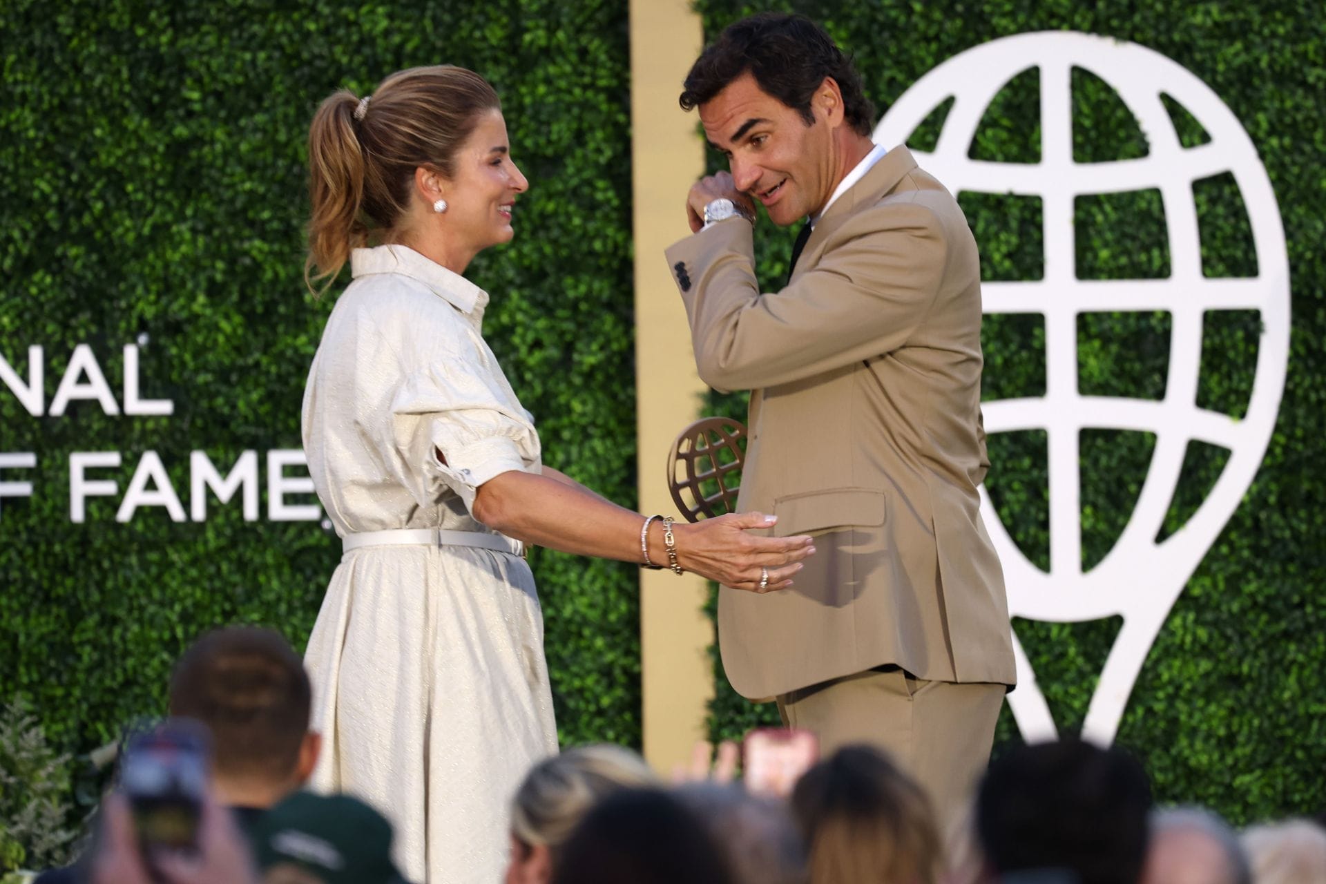 "My stylist...a wonderful mother" - Roger Federer bursts into tears during emotional message to wife Mirka at HoF induction