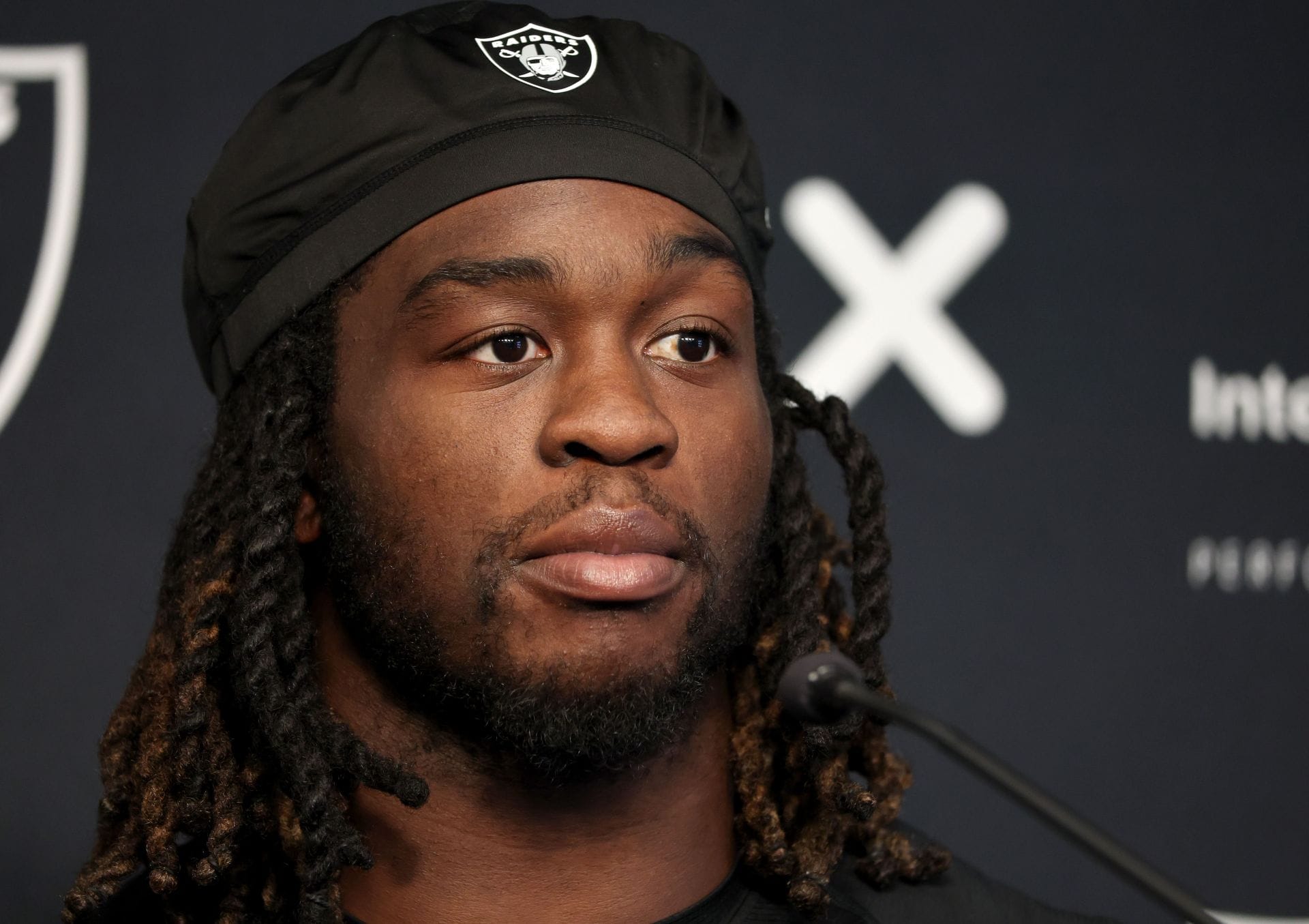 "Can be ACL+ or fracture": Sports doctor sounds the alarm on Ashton Jeanty's leg injury after Raiders RB goes down in practice