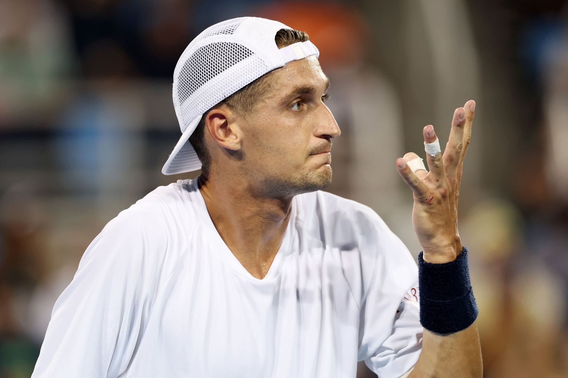 "Can you stop acting stupid?" - Heated scenes at US Open after ATP star accuses physio of improper treatment in 5-set shock loss