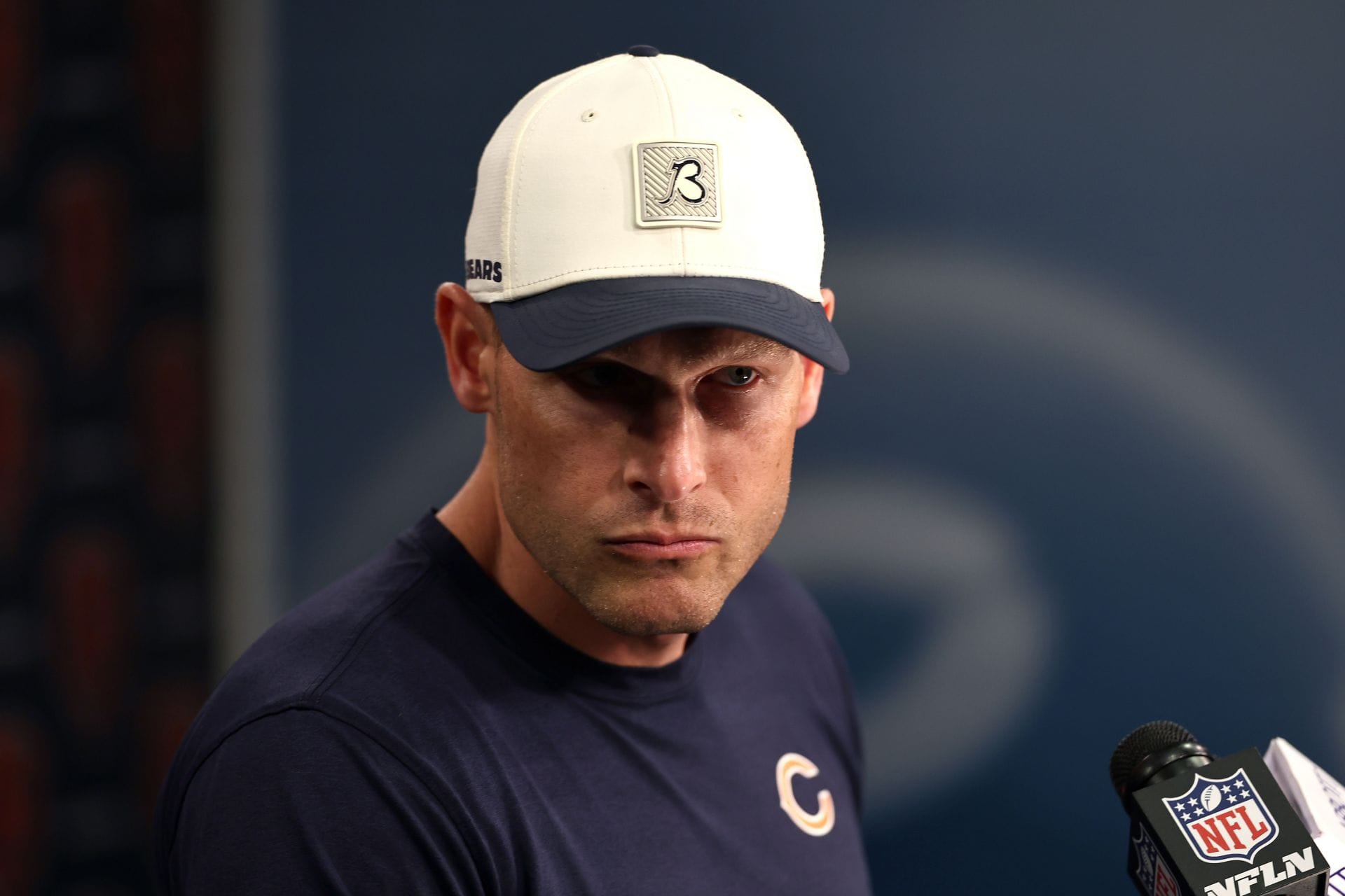 "He's a psychopath," "Absolute sicko": NFL fans react to Bears rookie revealing Ben Johnson sleeping at facility