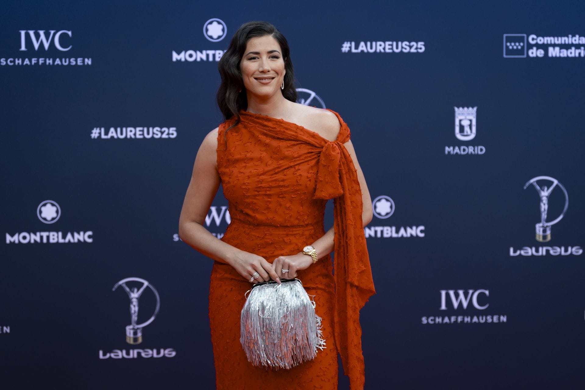 PICTURES: Garbine Muguruza poses in red bikini during relaxing beach getaway in Italy with gal pals