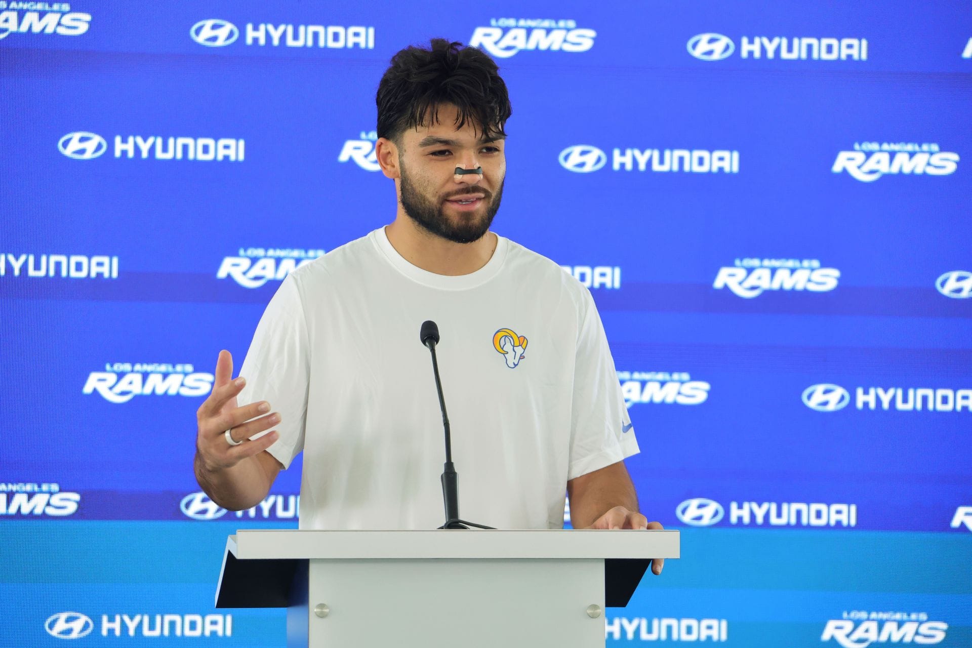 “That would derail the first half of his season”: Sports doctor raises concern over Puka Nacua’s abdominal injury
