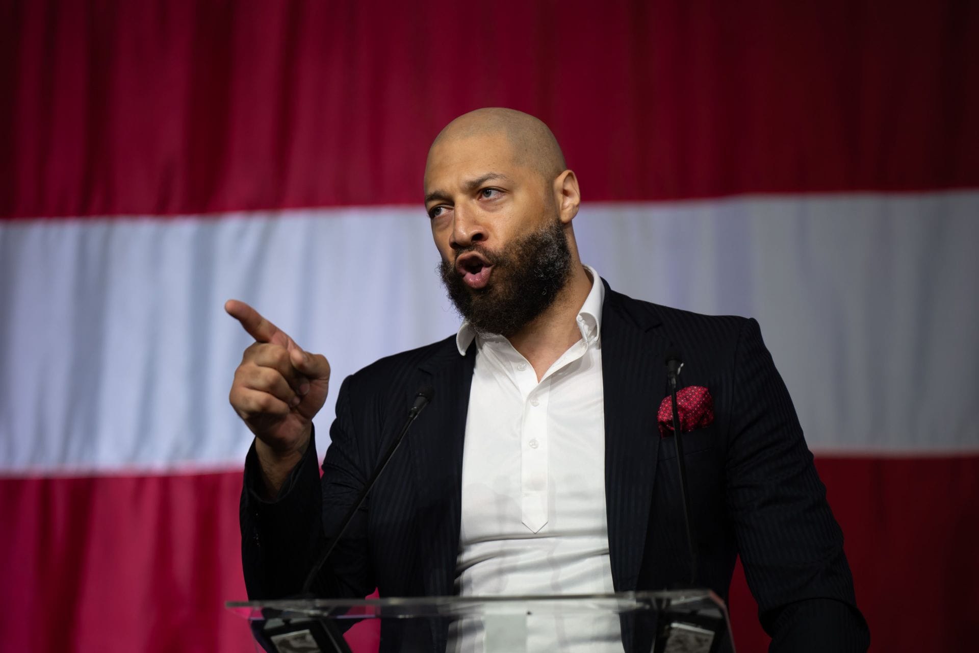 “The Believe All Women Schtick is Over”: Royce White Hits Back at Troll Calling Him a “Woman Beater” After Ex-NBA Star Links Up With Riley Gaines