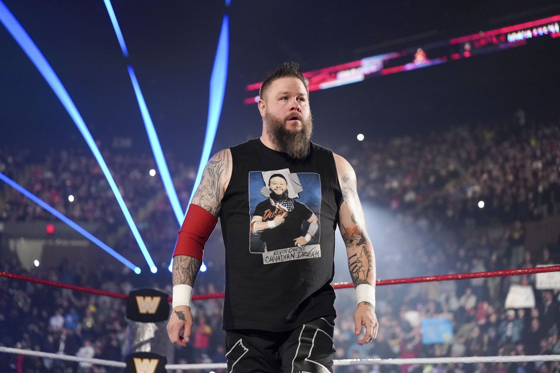 Watch: Female WWE megastar shockingly attacks Kevin Owens