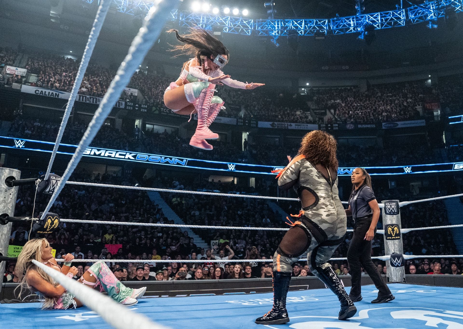 4 Mistakes WWE made on SmackDown from Ottawa (August 28, 2026)