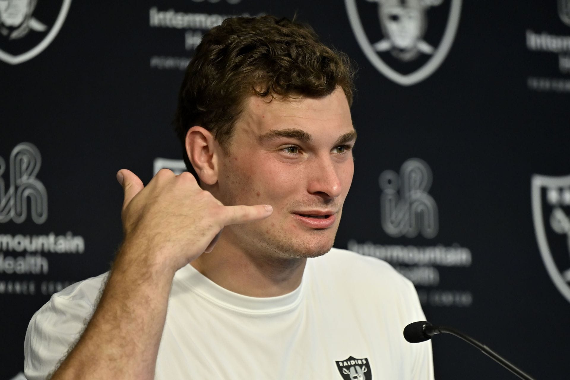“It’s like a boogeyman”: Raiders QB Fernando Mendoza opens up on avoiding Sin City’s biggest attraction