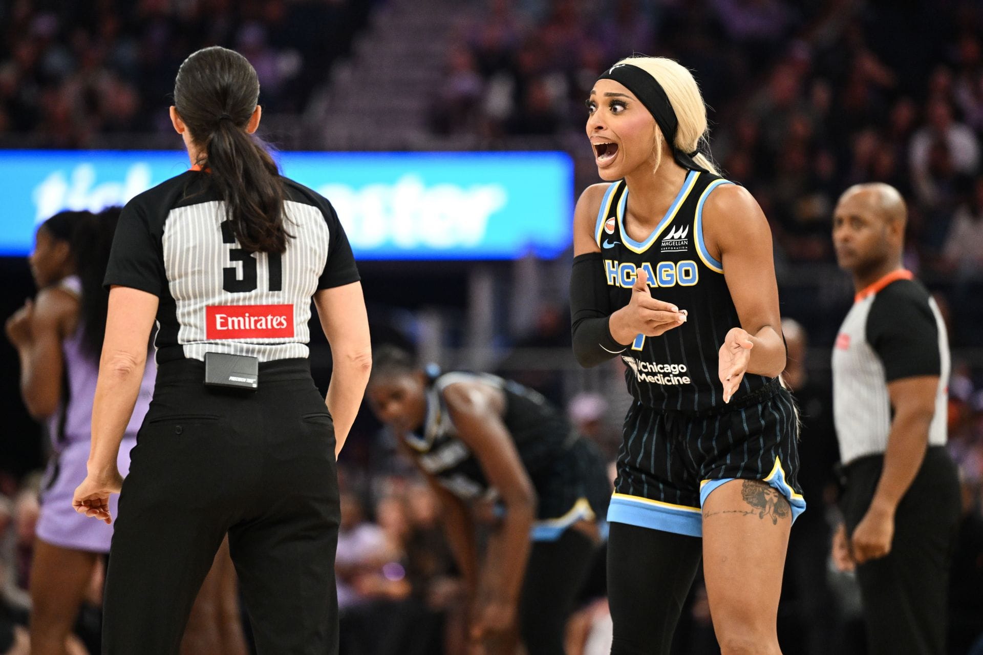 "Most Disingenuous 'Reporter' on This App": Caitlin Clark Fans Berate CBS Sportscaster Hailing DiJonai Carrington for Fever-Sky Viewership Record