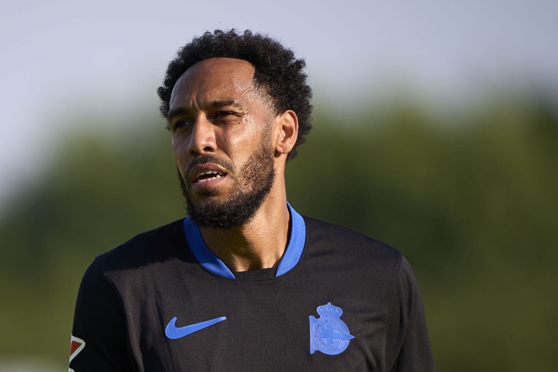 Borussia Dortmund pay tribute to former player Pierre-Emerick Aubameyang with Spider-Man prank on official account; video gets over 150K likes
