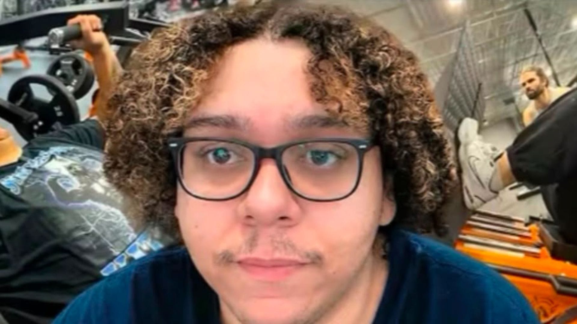 Twitch streamer Zoil allegedly artificially inflates Twitch subs by gifting himself anonymously, fans call situation "depressing"