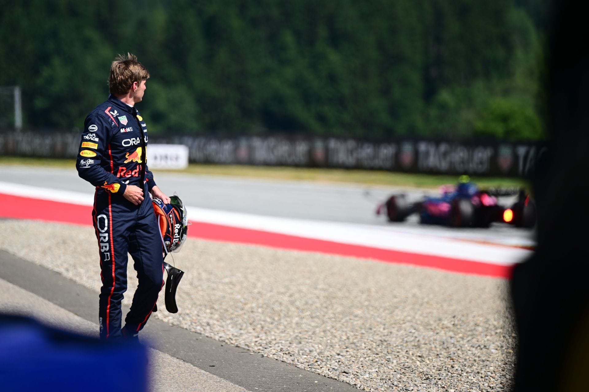 "He should focus more on his car than making fun of George": Fans react as Max Verstappen crashes out of F1 Dutch GP
