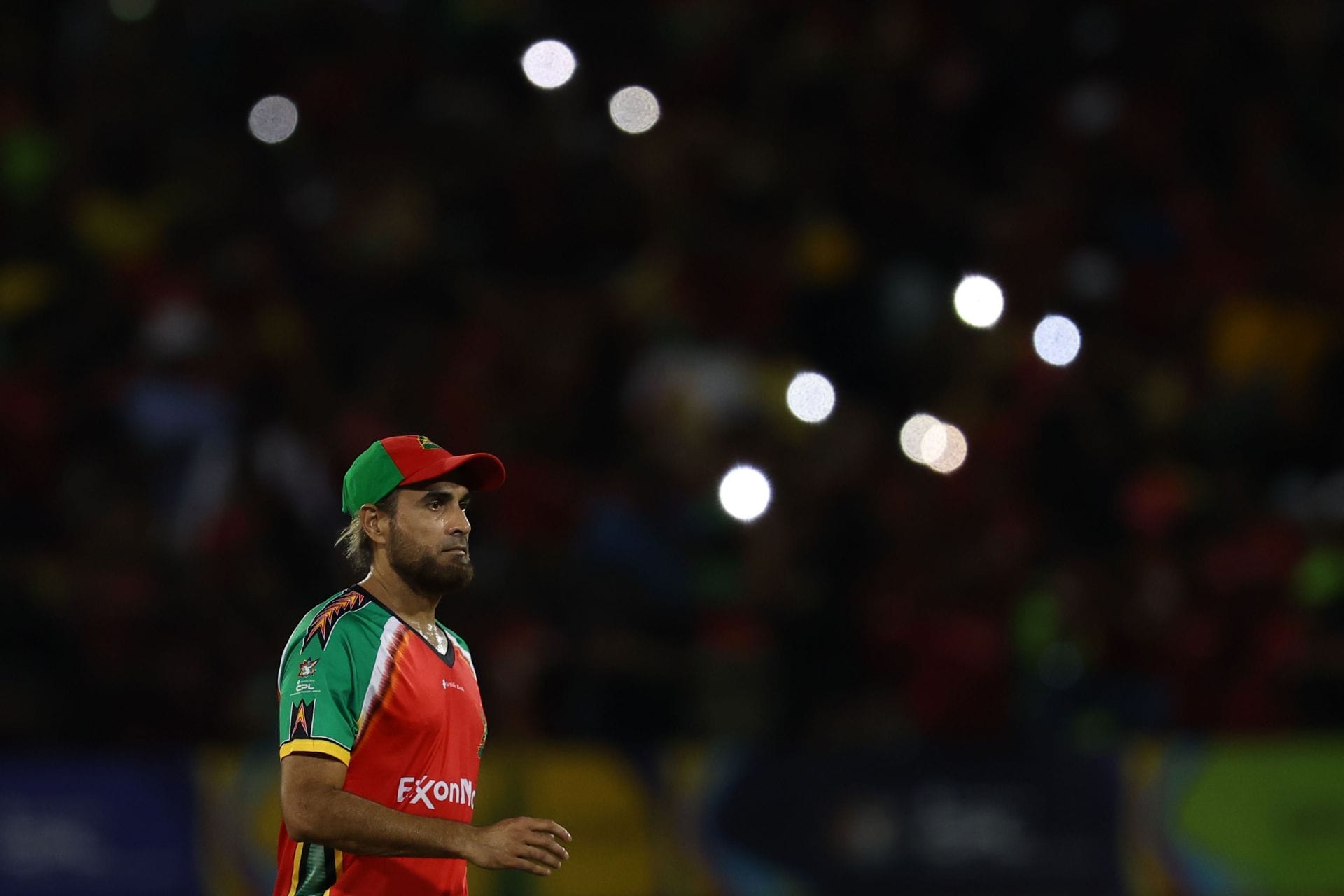Glenn Phillips takes a sharp low-diving catch in the deep to spark Imran Tahir's trademark 'Siu' celebration in ABF vs GAW CPL 2026 match [Watch] 
